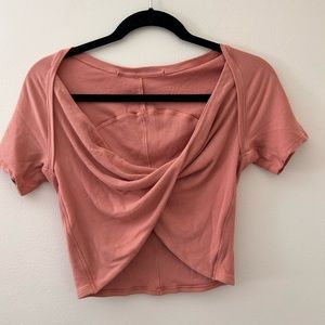 Lululemon twist top